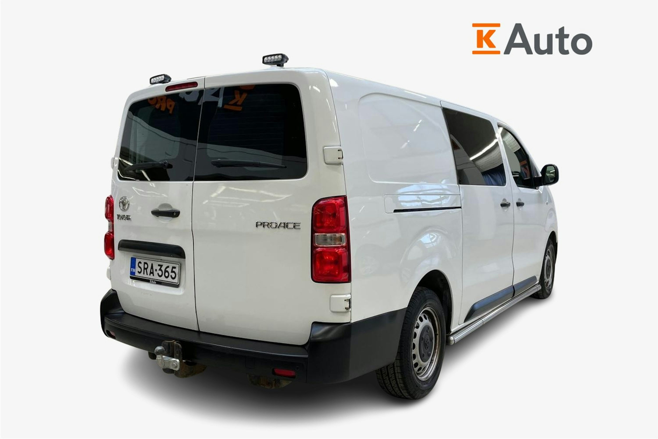 valkoinen Toyota Proace 2020 kuva 2.