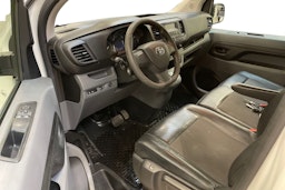 valkoinen Toyota Proace 2020 kuva 7.