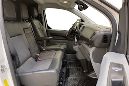 valkoinen Toyota Proace 2020 kuva 10.