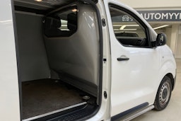 valkoinen Toyota Proace 2020 kuva 15.