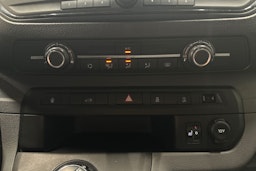musta Toyota Proace 2020 kuva 17.