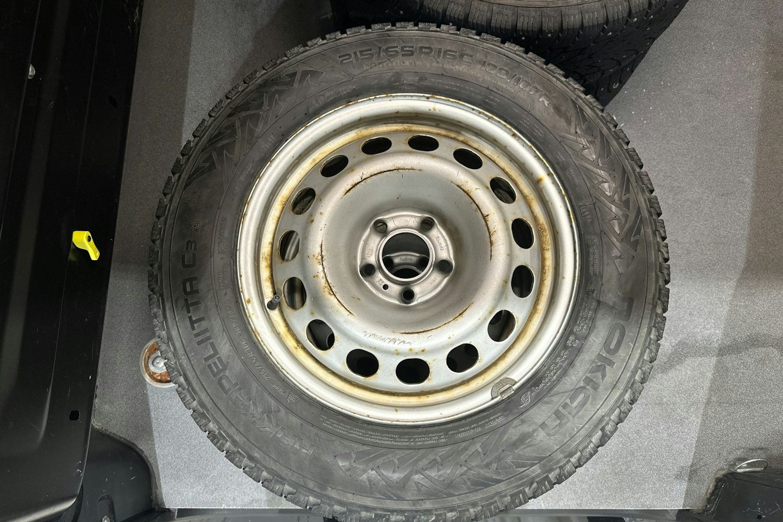 musta Toyota Proace 2020 kuva 25.