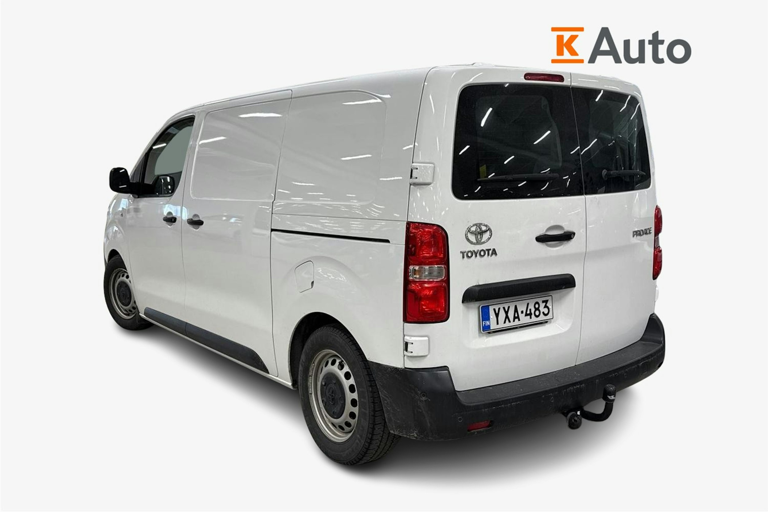 valkoinen Toyota Proace 2020 kuva 2.