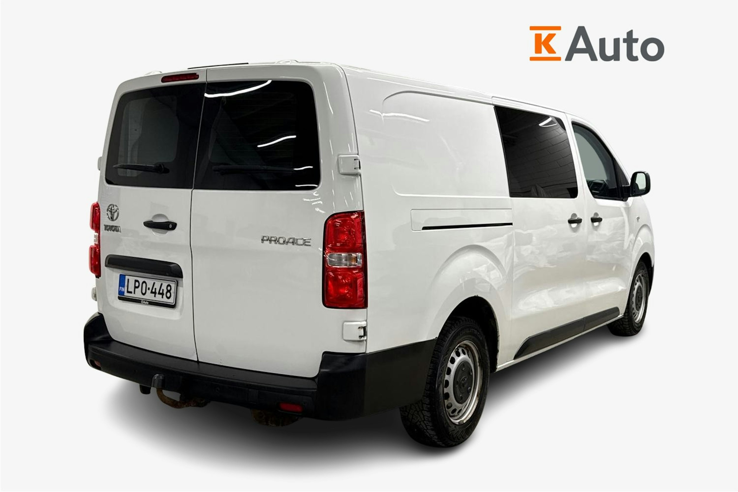 valkoinen Toyota Proace 2021 kuva 2.