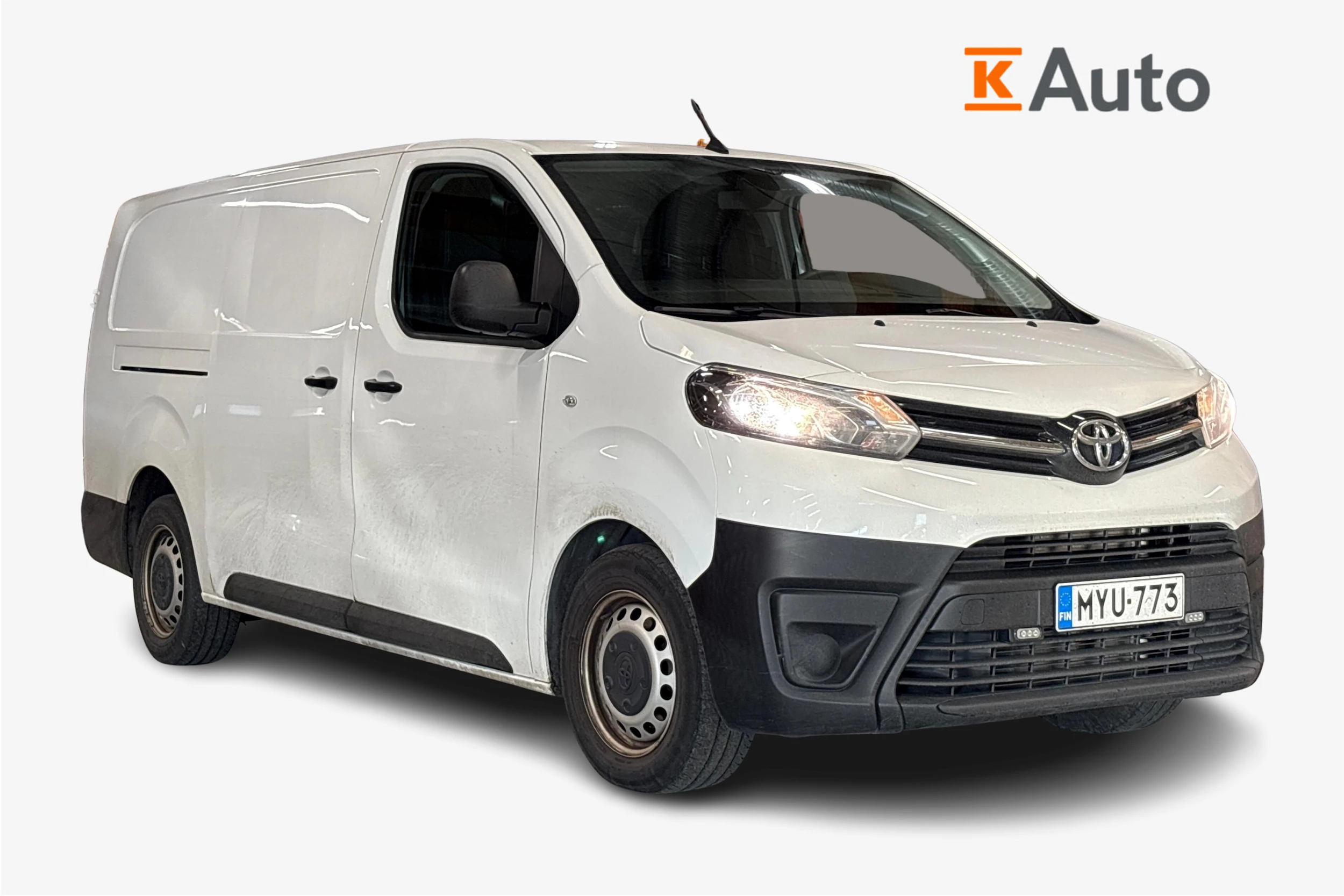 valkoinen Toyota Proace 2021 kuva 1.