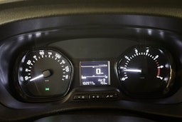 Valkoinen Toyota Proace 2022 kuva 22.