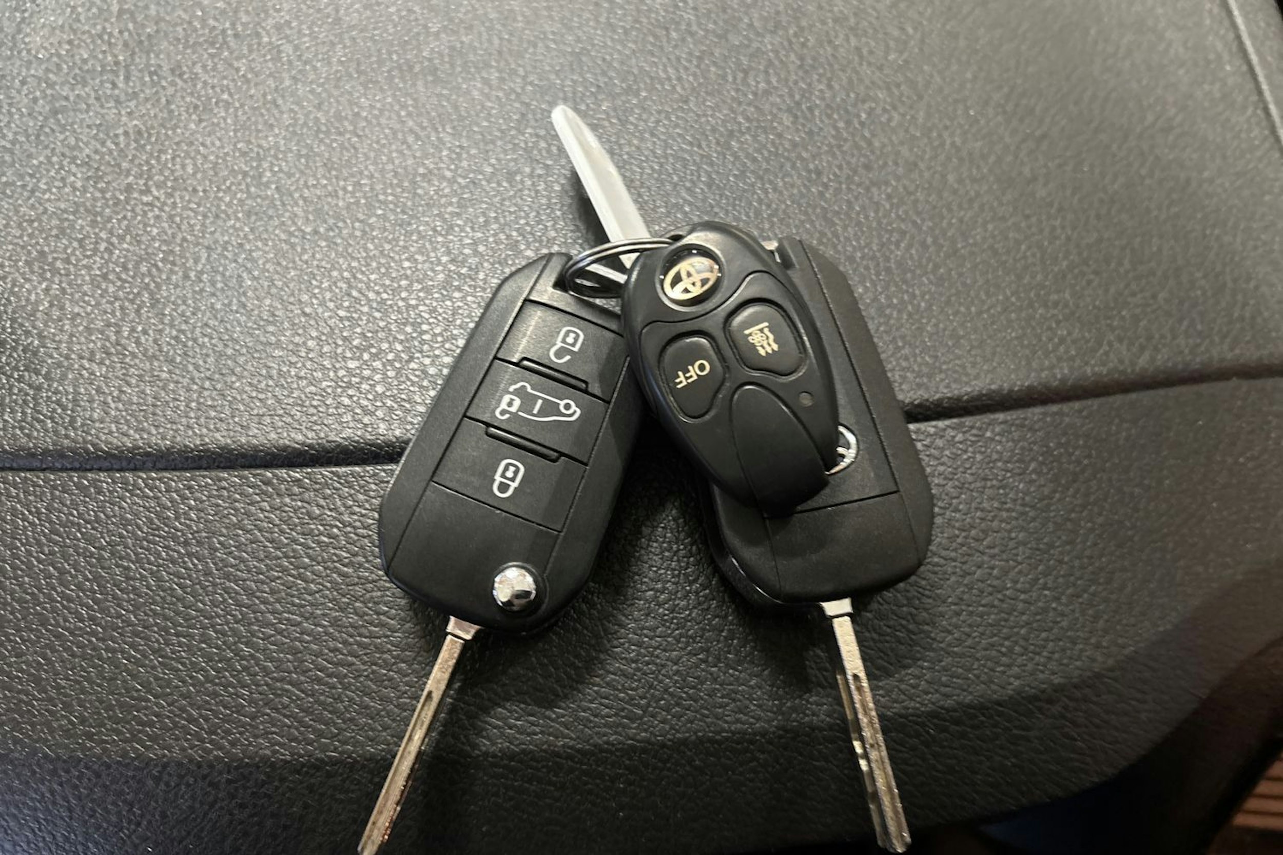 Valkoinen Toyota Proace 2022 kuva 27.