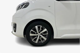 valkoinen Toyota Proace 2022 kuva 9.
