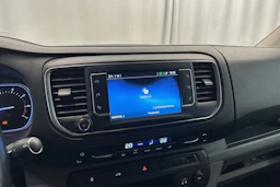 valkoinen Toyota Proace 2022 kuva 22.