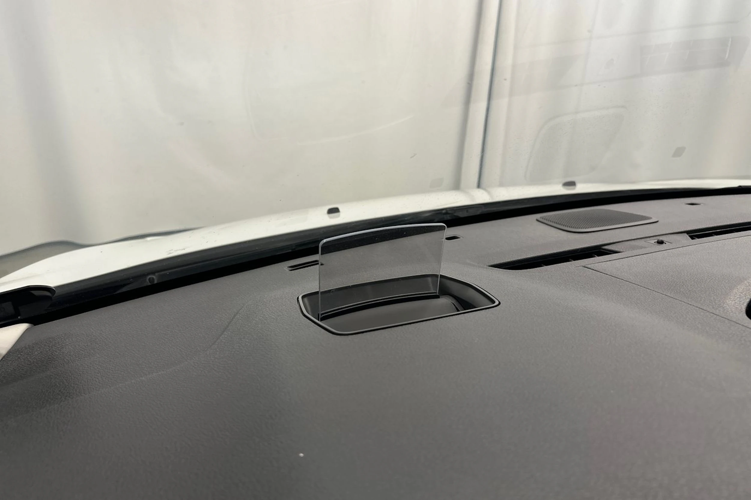valkoinen Toyota Proace 2022 kuva 25.