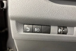 Harmaa Toyota Proace 2022 kuva 21.