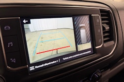 punainen Toyota Proace 2022 kuva 22.