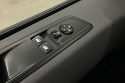 harmaa Toyota Proace 2022 kuva 18.