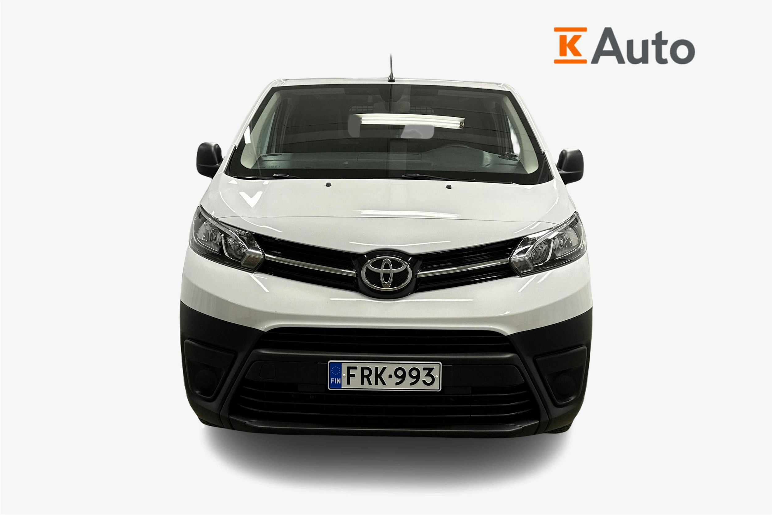 valkoinen Toyota Proace 2023 kuva 5.