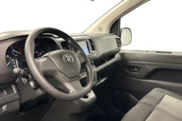 valkoinen Toyota Proace 2023 kuva 9.