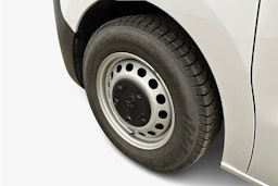 valkoinen Toyota Proace 2023 kuva 12.