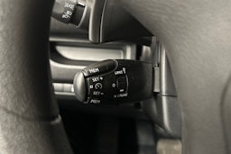 valkoinen Toyota Proace 2023 kuva 17.