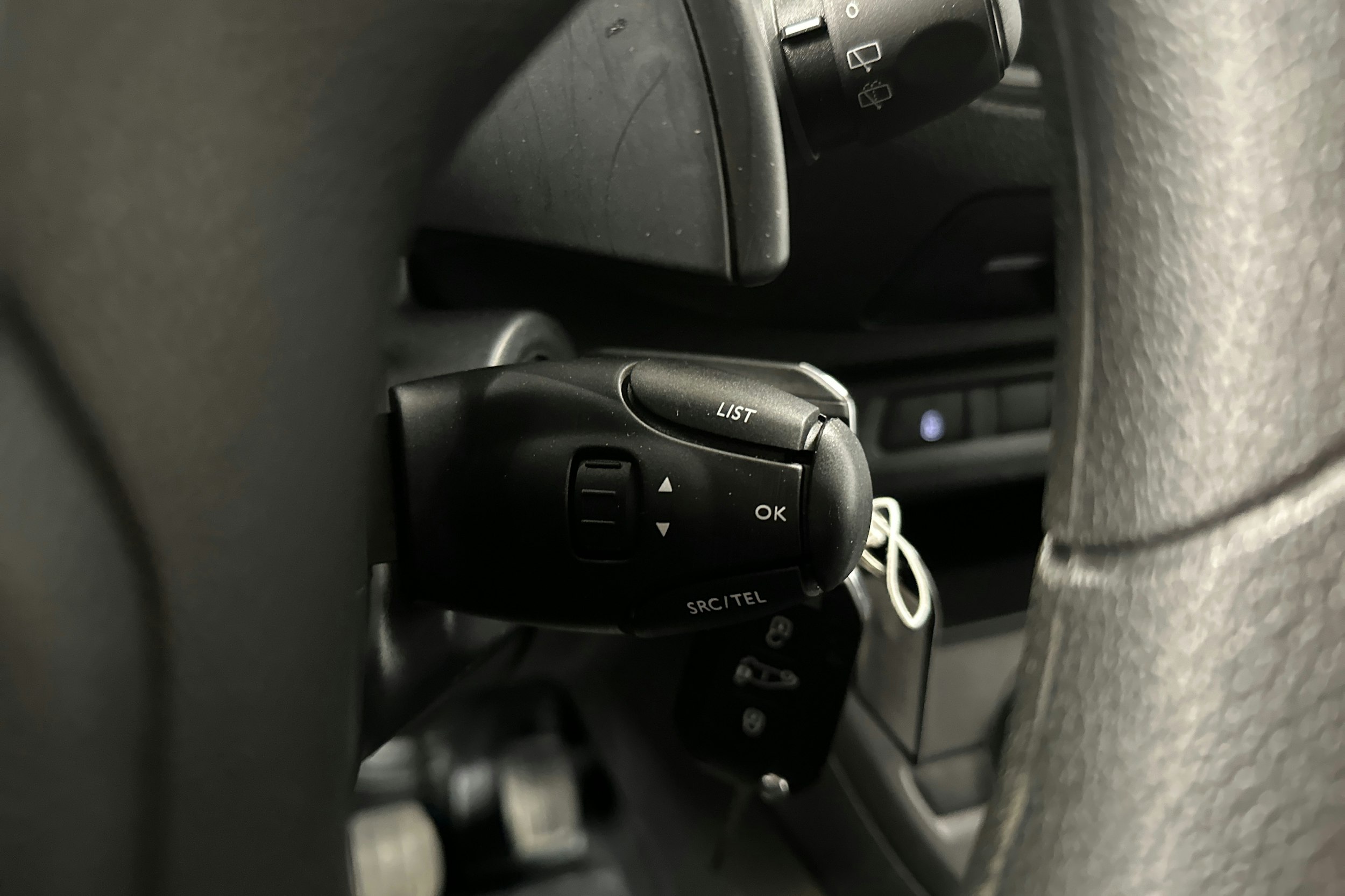 valkoinen Toyota Proace 2023 kuva 18.