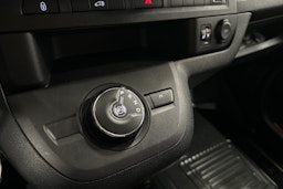 valkoinen Toyota Proace 2023 kuva 23.