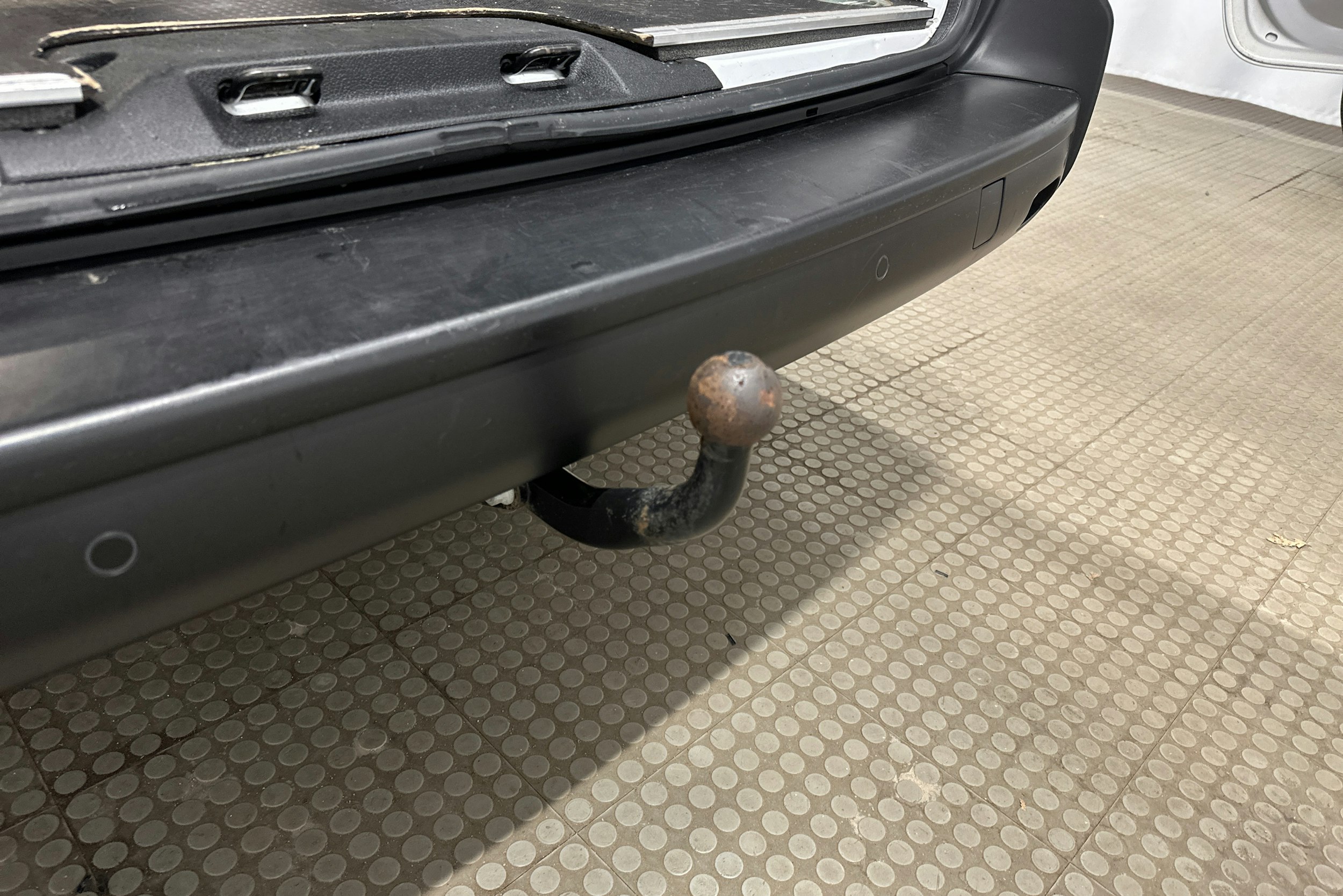 valkoinen Toyota Proace 2023 kuva 28.