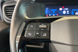 Harmaa Toyota Proace 2025 kuva 17.