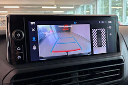 Harmaa Toyota Proace 2025 kuva 20.