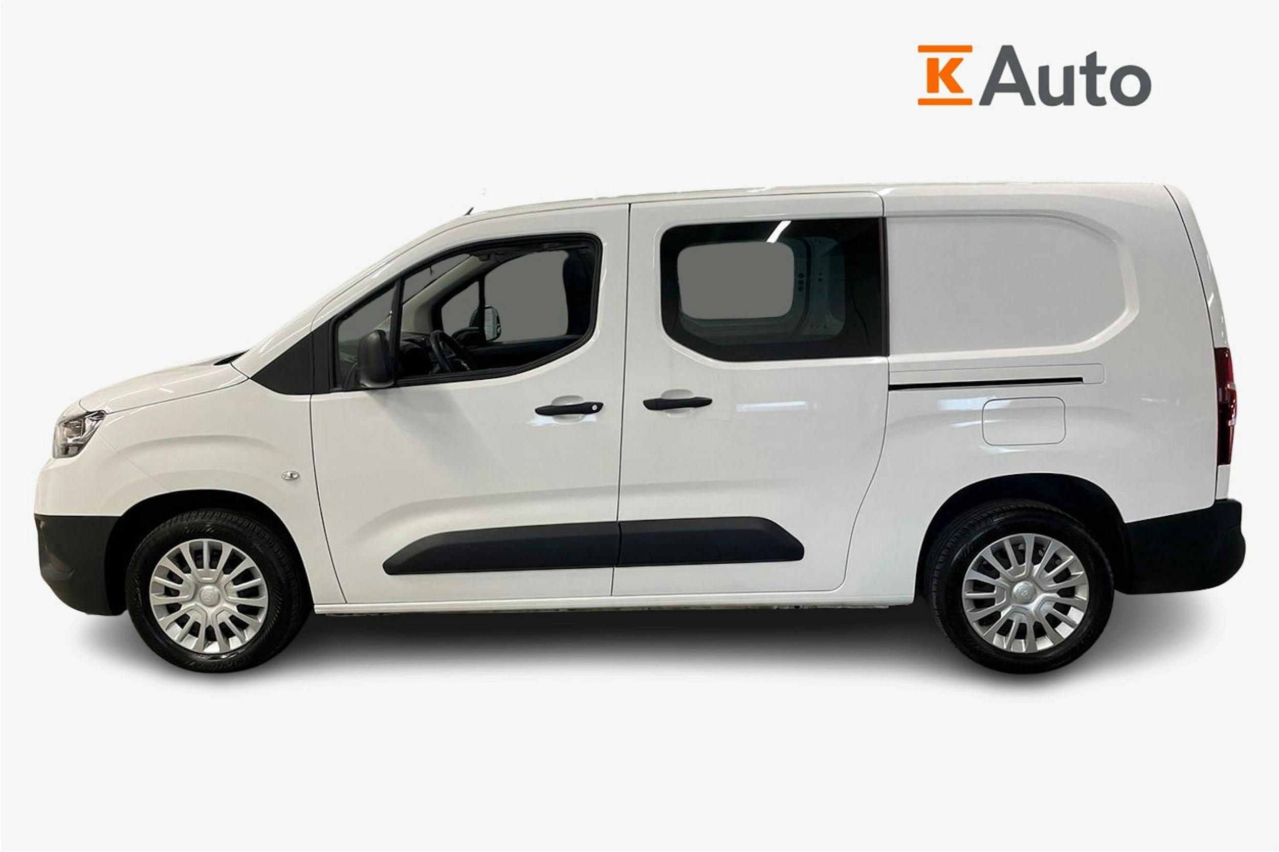 valkoinen Toyota Proace CITY 2020 kuva 6.