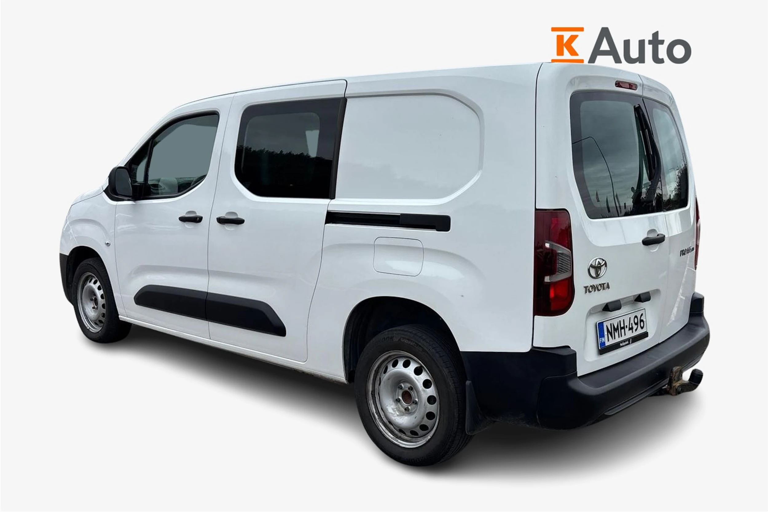 Valkoinen Toyota Proace CITY 2021 kuva 2.