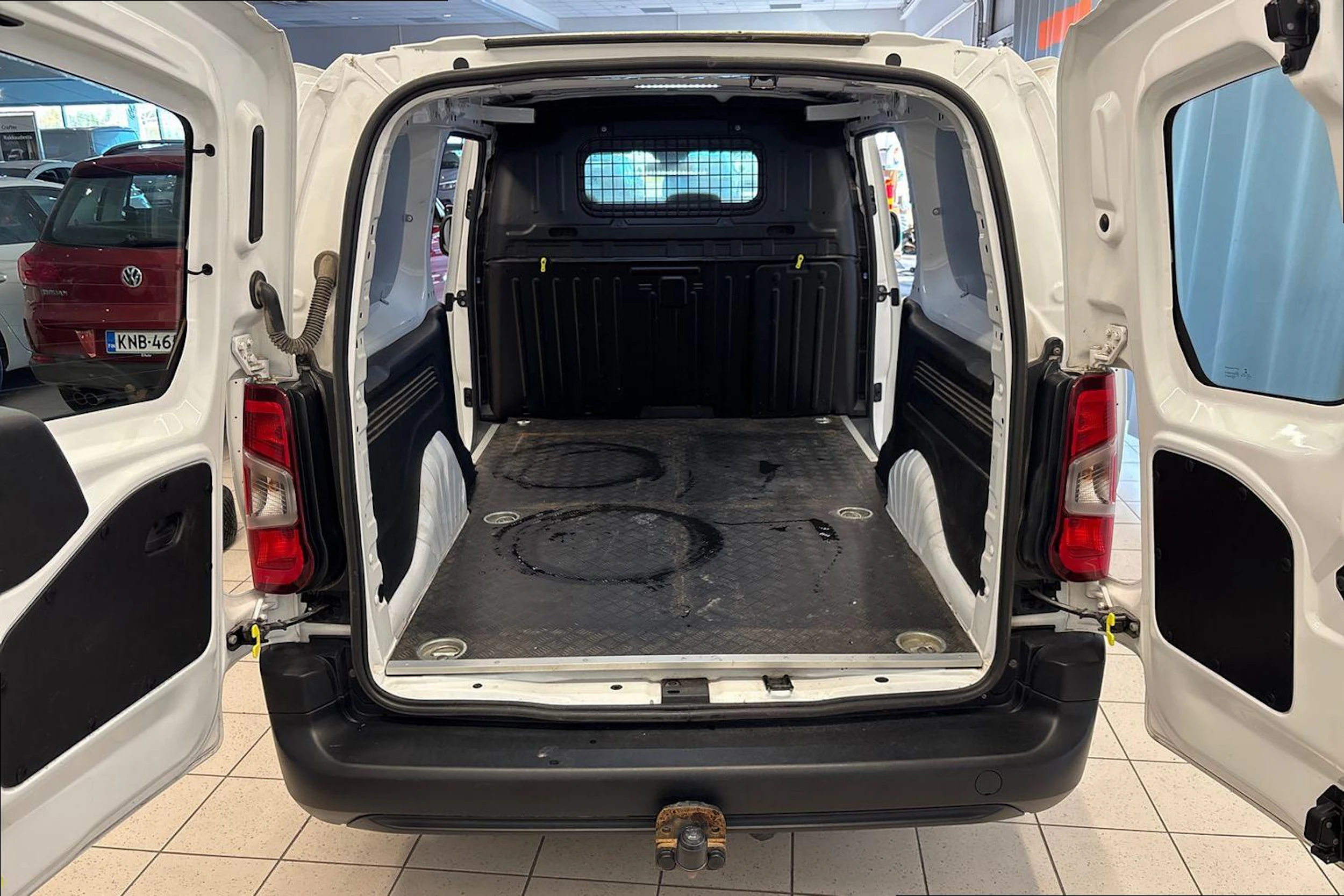 valkoinen Toyota Proace CITY 2021 kuva 11.
