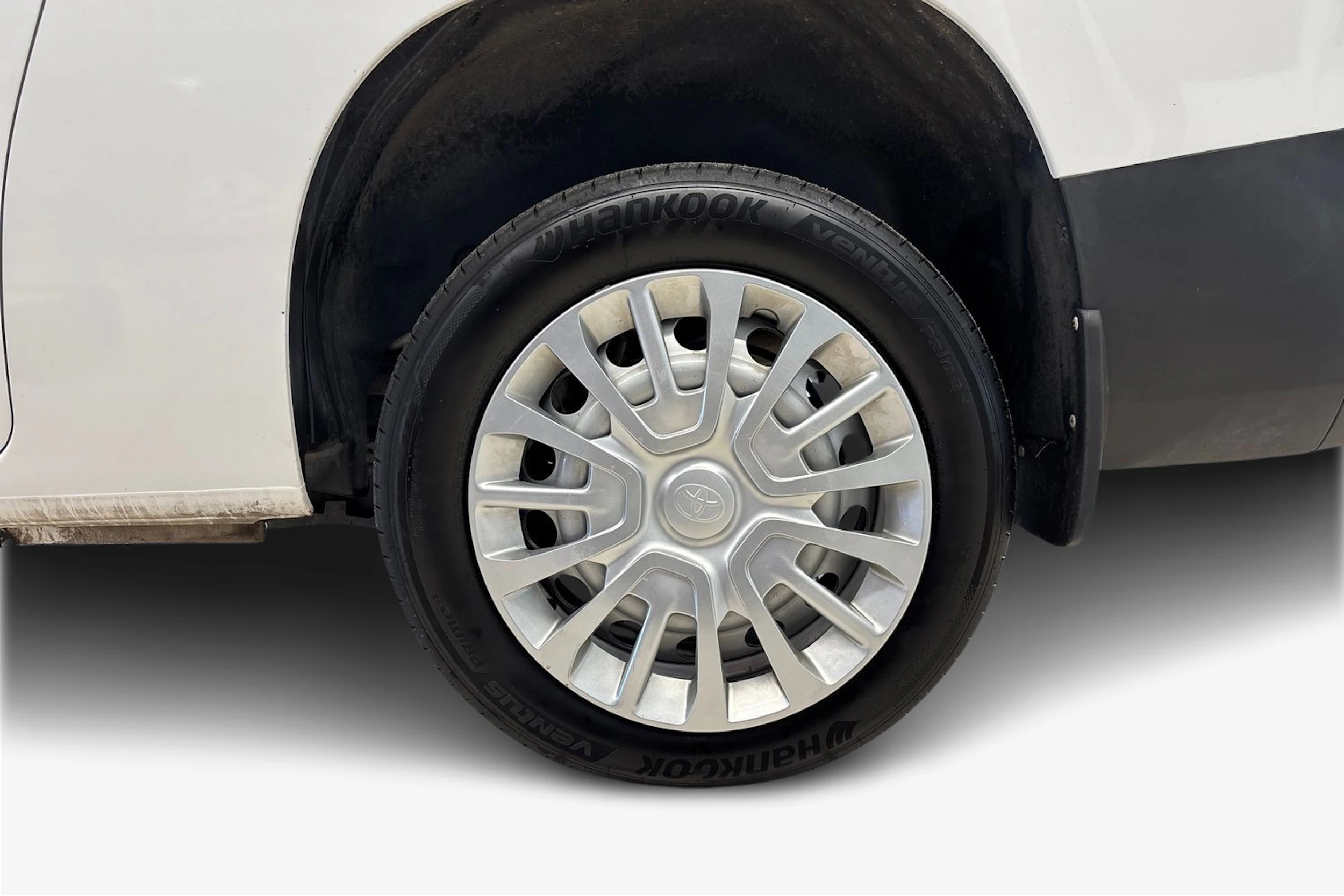 valkoinen Toyota Proace CITY 2021 kuva 12.