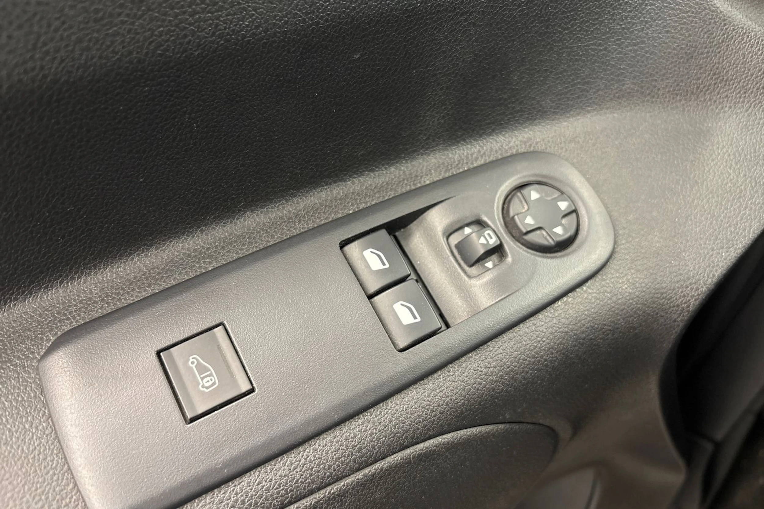 valkoinen Toyota Proace CITY 2021 kuva 22.