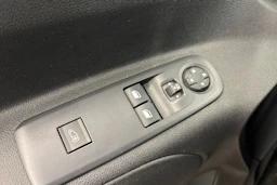 valkoinen Toyota Proace CITY 2021 kuva 22.