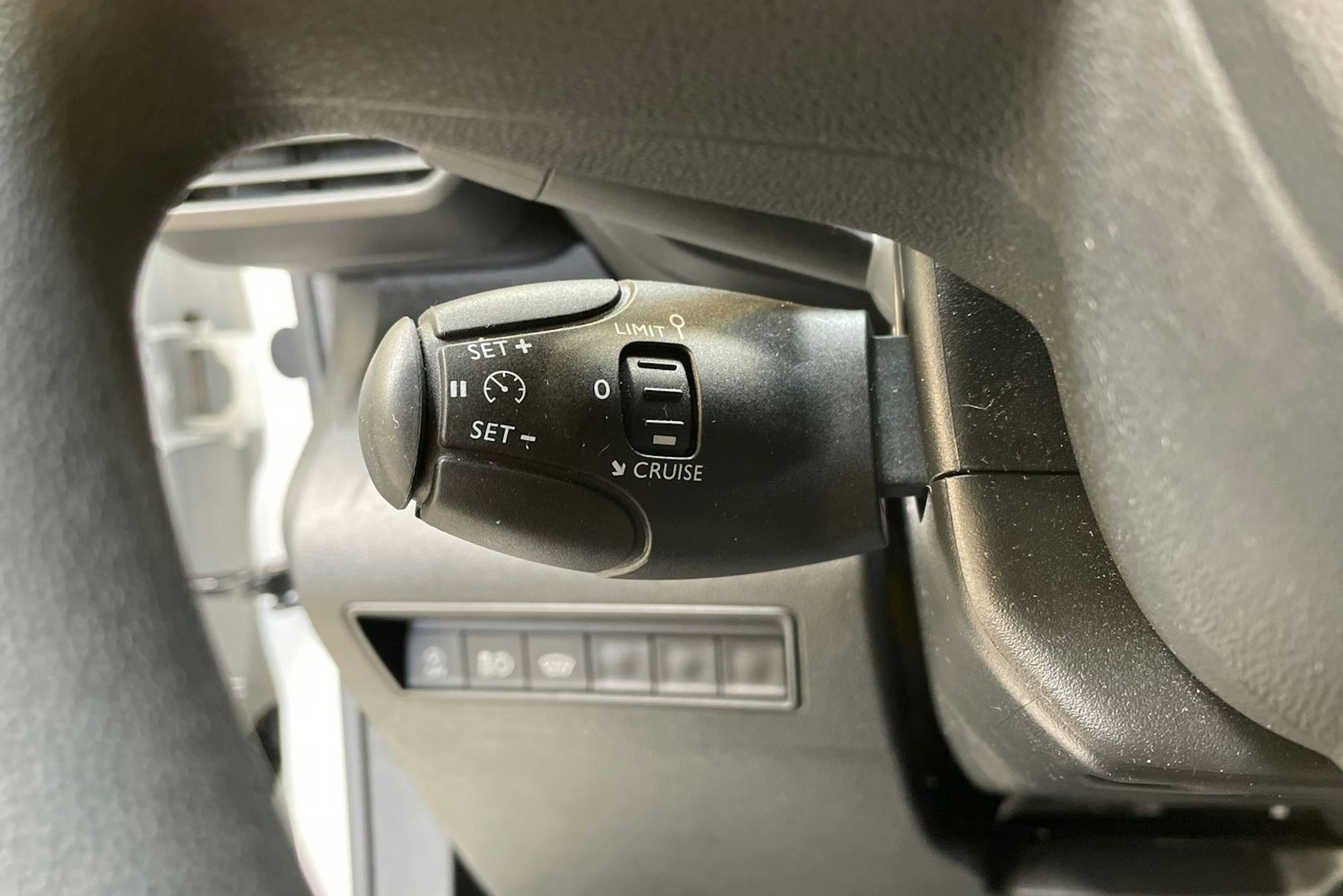 valkoinen Toyota Proace CITY 2022 kuva 24.