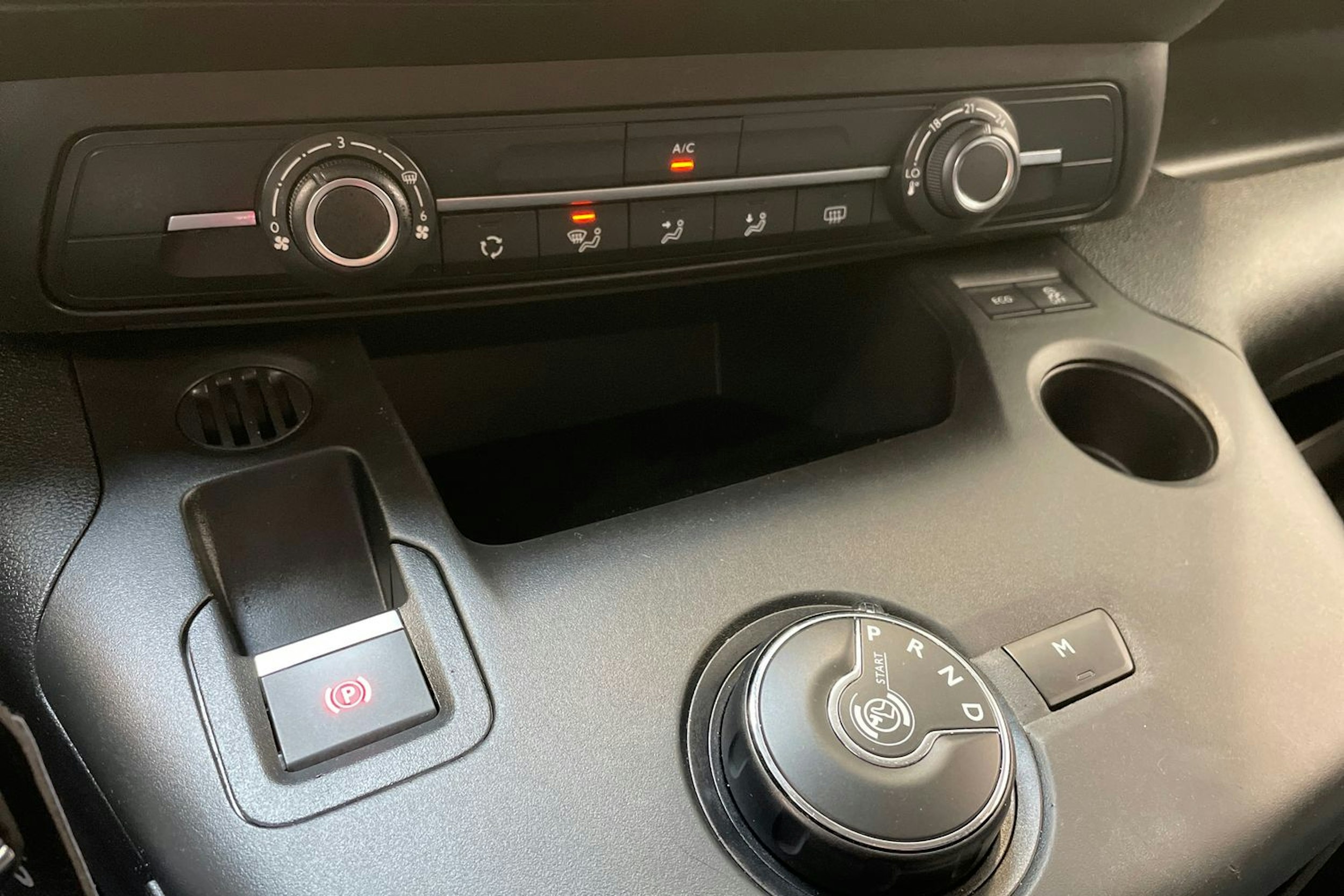 valkoinen Toyota Proace CITY 2022 kuva 28.