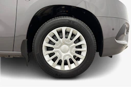 harmaa Toyota Proace CITY 2024 kuva 9.
