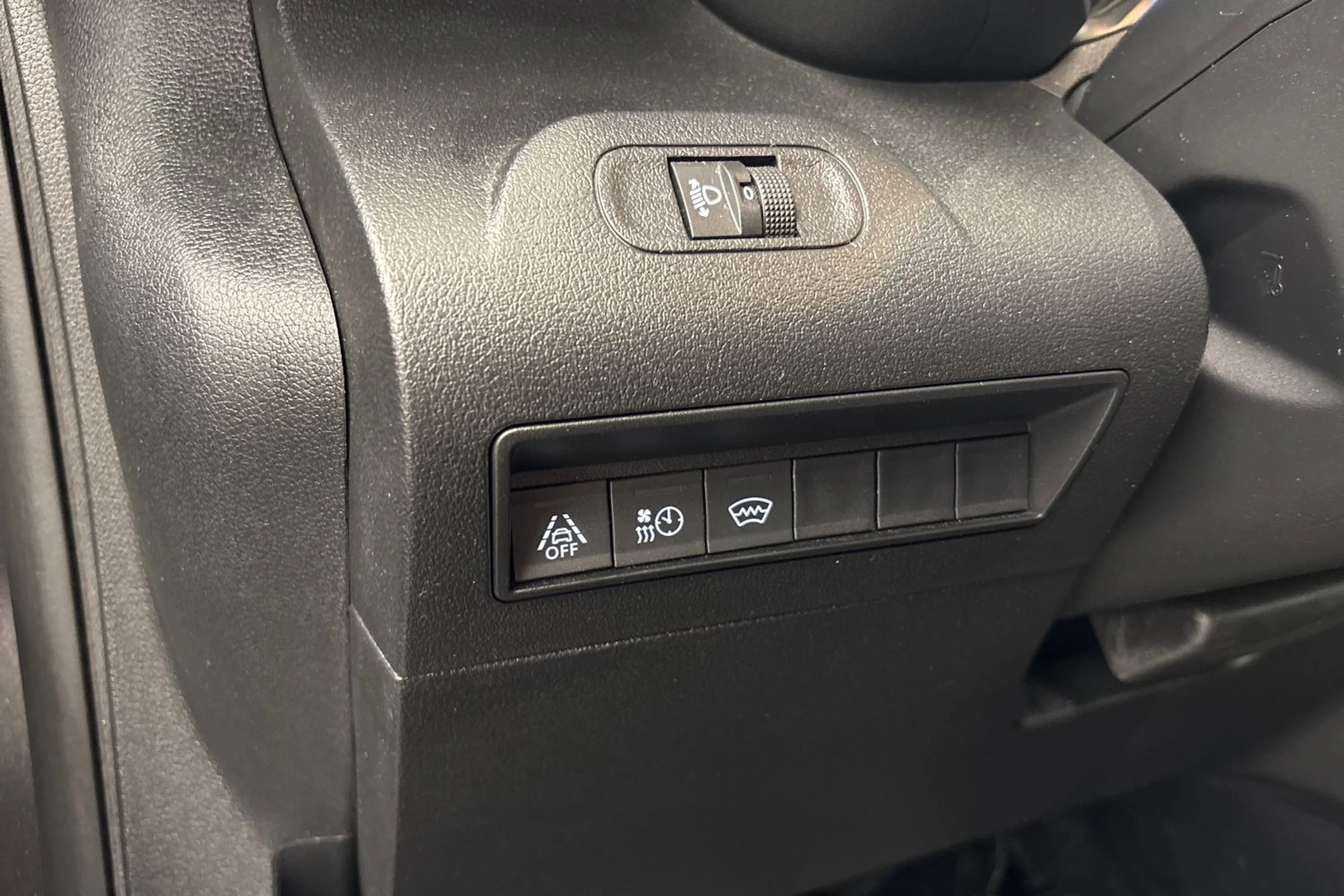 harmaa Toyota Proace CITY 2024 kuva 16.