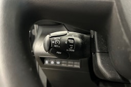 musta Toyota Proace CITY Verso 2020 kuva 16.