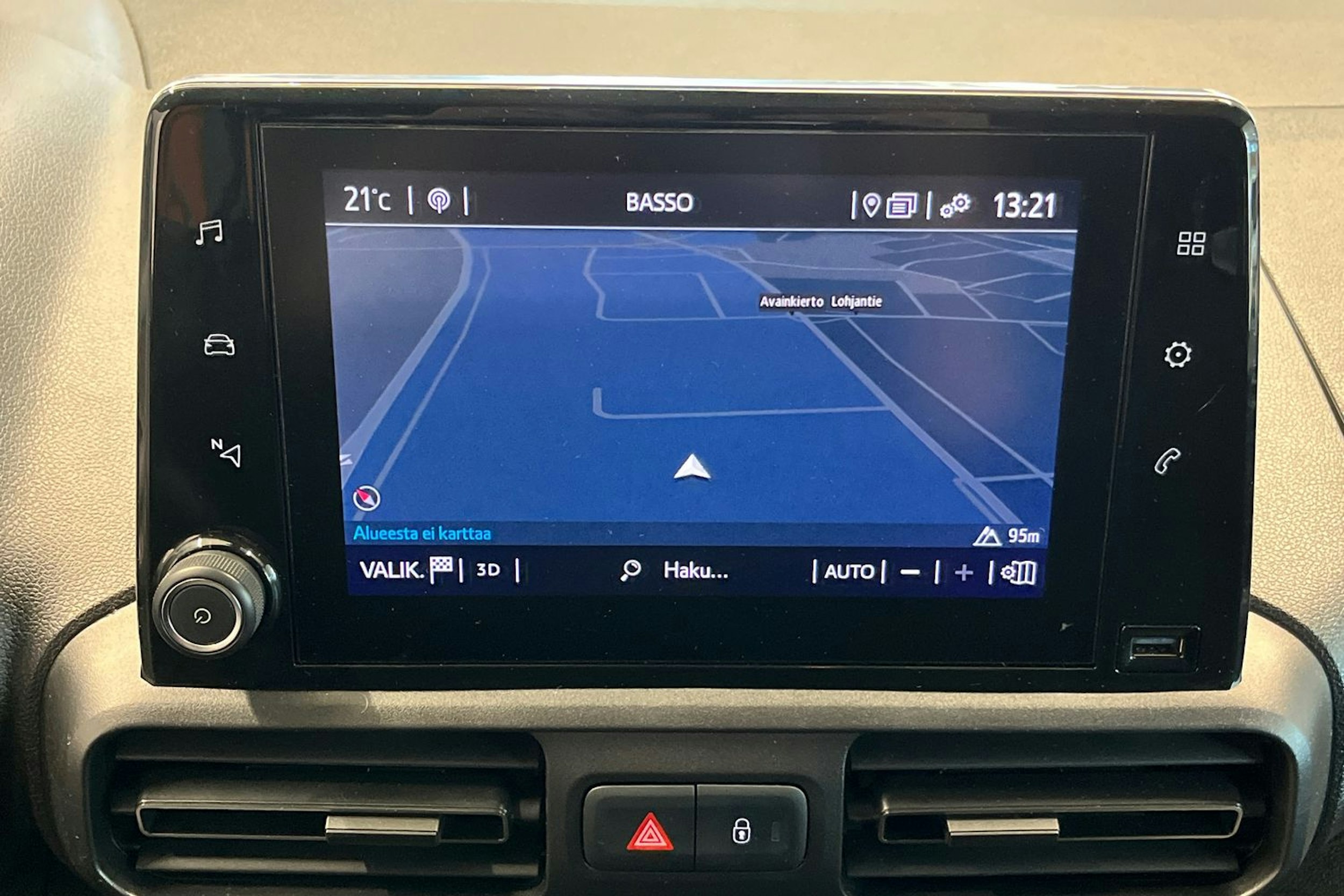 musta Toyota Proace CITY Verso 2020 kuva 18.