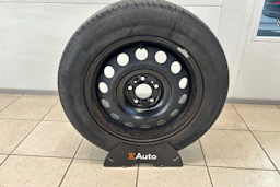 Harmaa Toyota Proace CITY Verso 2022 kuva 11.