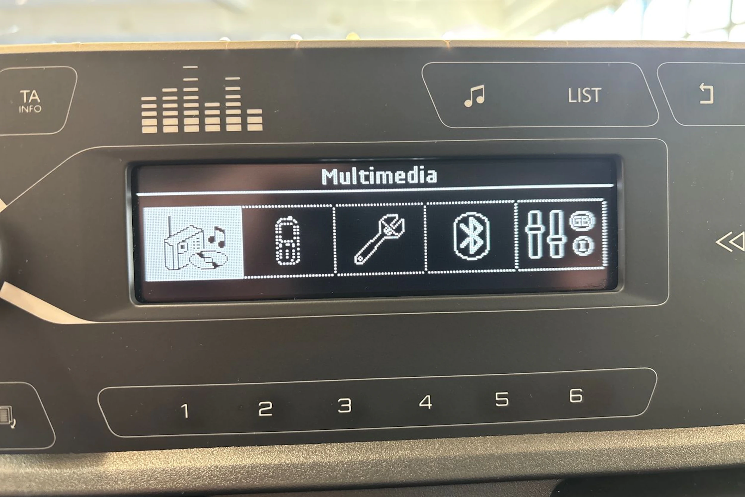 Harmaa Toyota Proace CITY Verso 2022 kuva 15.