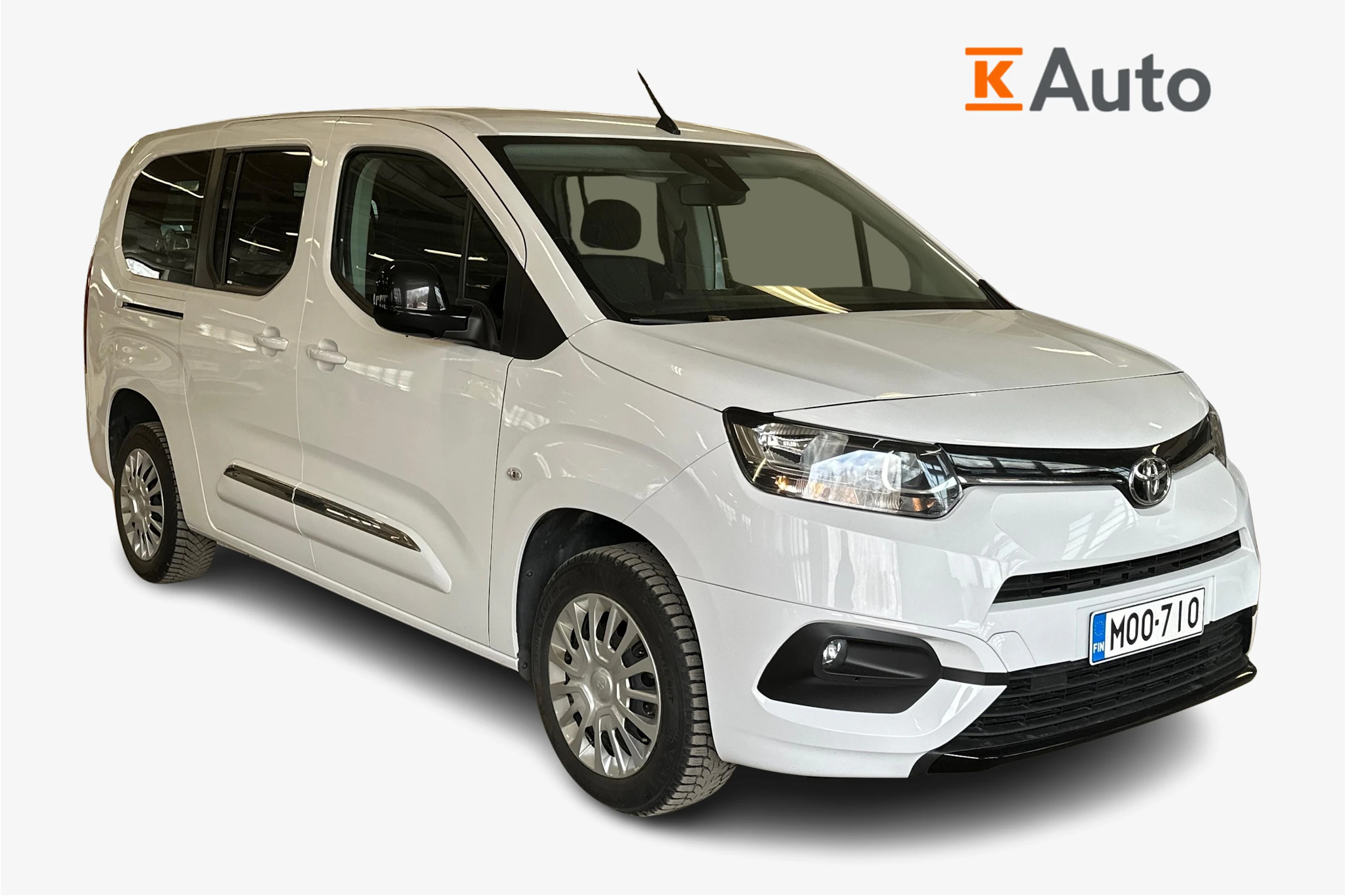 valkoinen Toyota Proace CITY Verso 2022 kuva 1.
