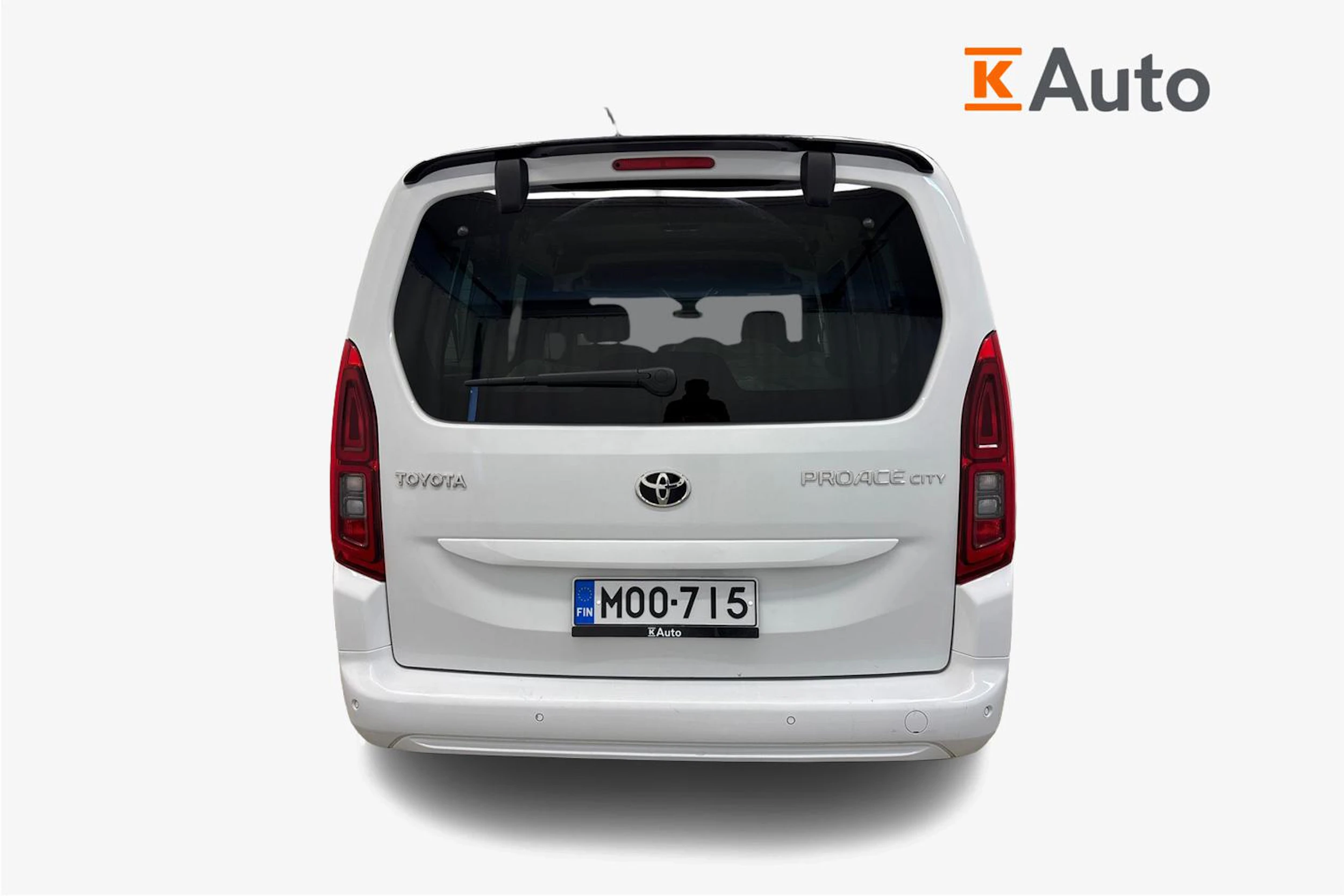 valkoinen Toyota Proace CITY Verso 2022 kuva 4.