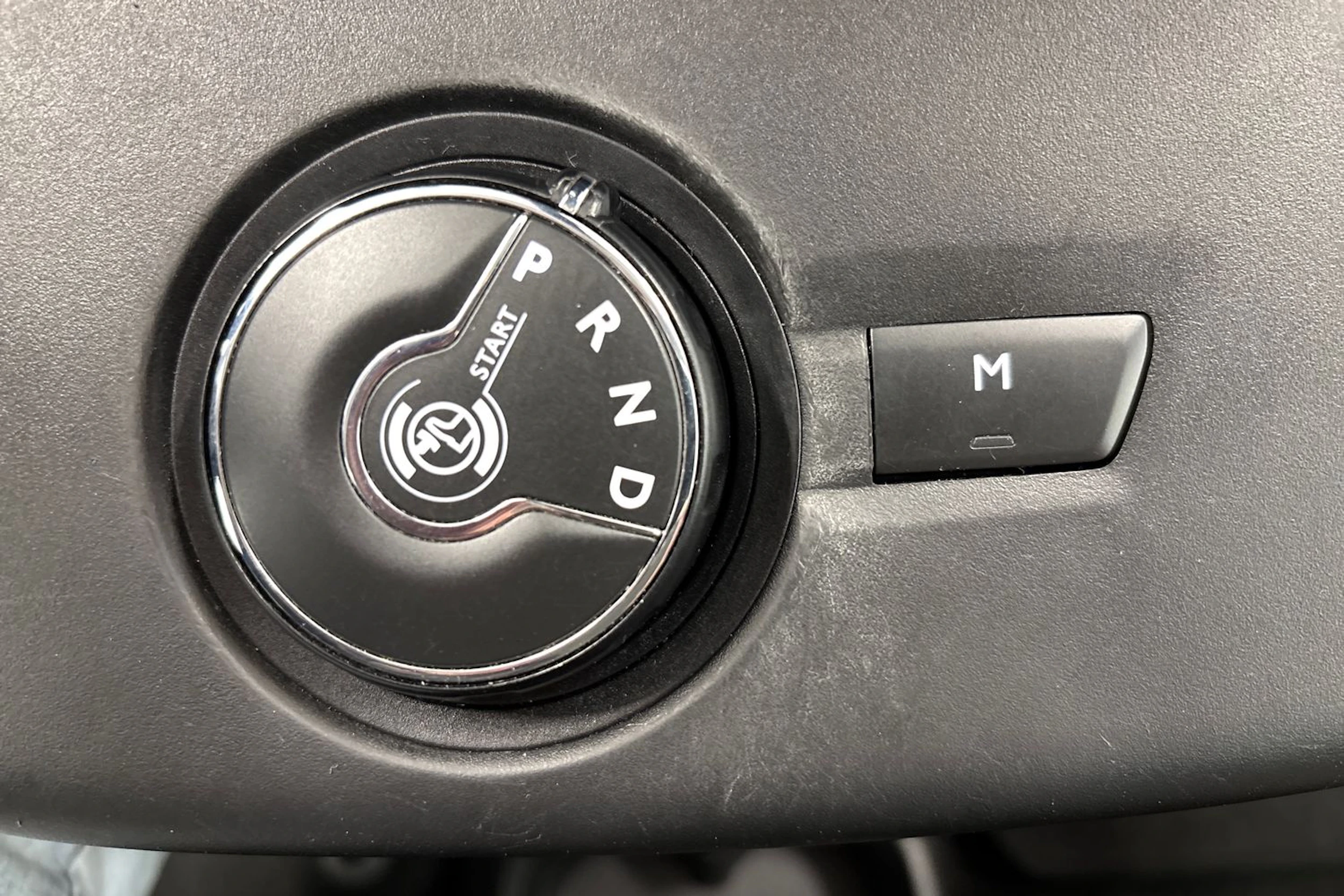 valkoinen Toyota Proace CITY Verso 2022 kuva 17.