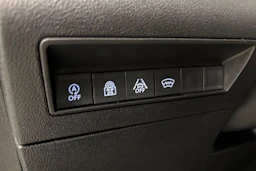 valkoinen Toyota Proace CITY Verso 2022 kuva 18.