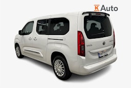 valkoinen Toyota Proace CITY Verso 2022 kuva 2.