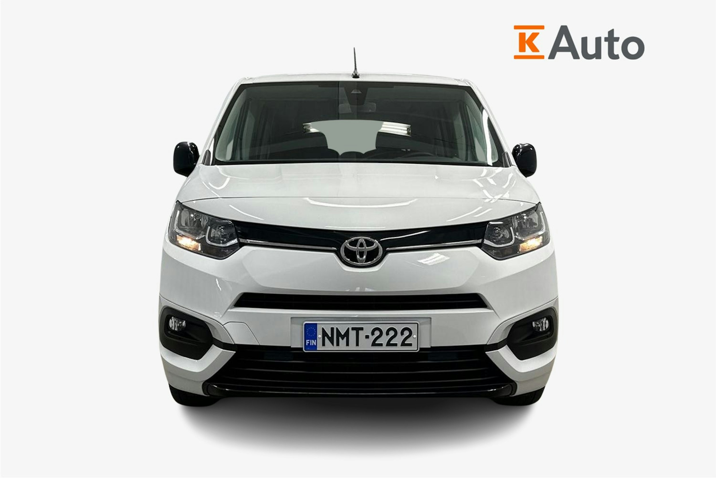 valkoinen Toyota Proace CITY Verso 2022 kuva 5.