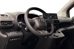 valkoinen Toyota Proace CITY Verso 2022 kuva 6.