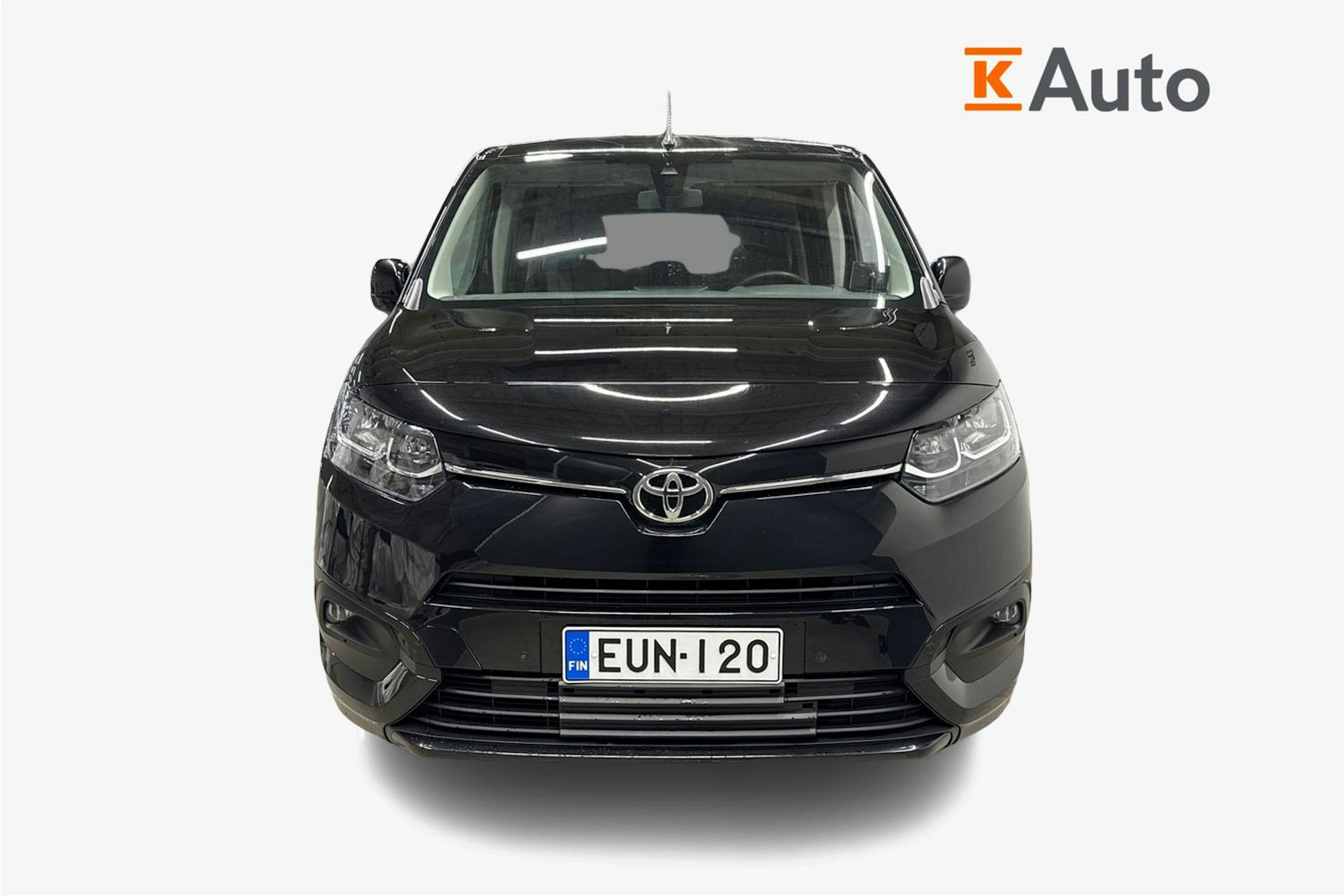 Musta Toyota Proace City Verso 2023 kuva 5.