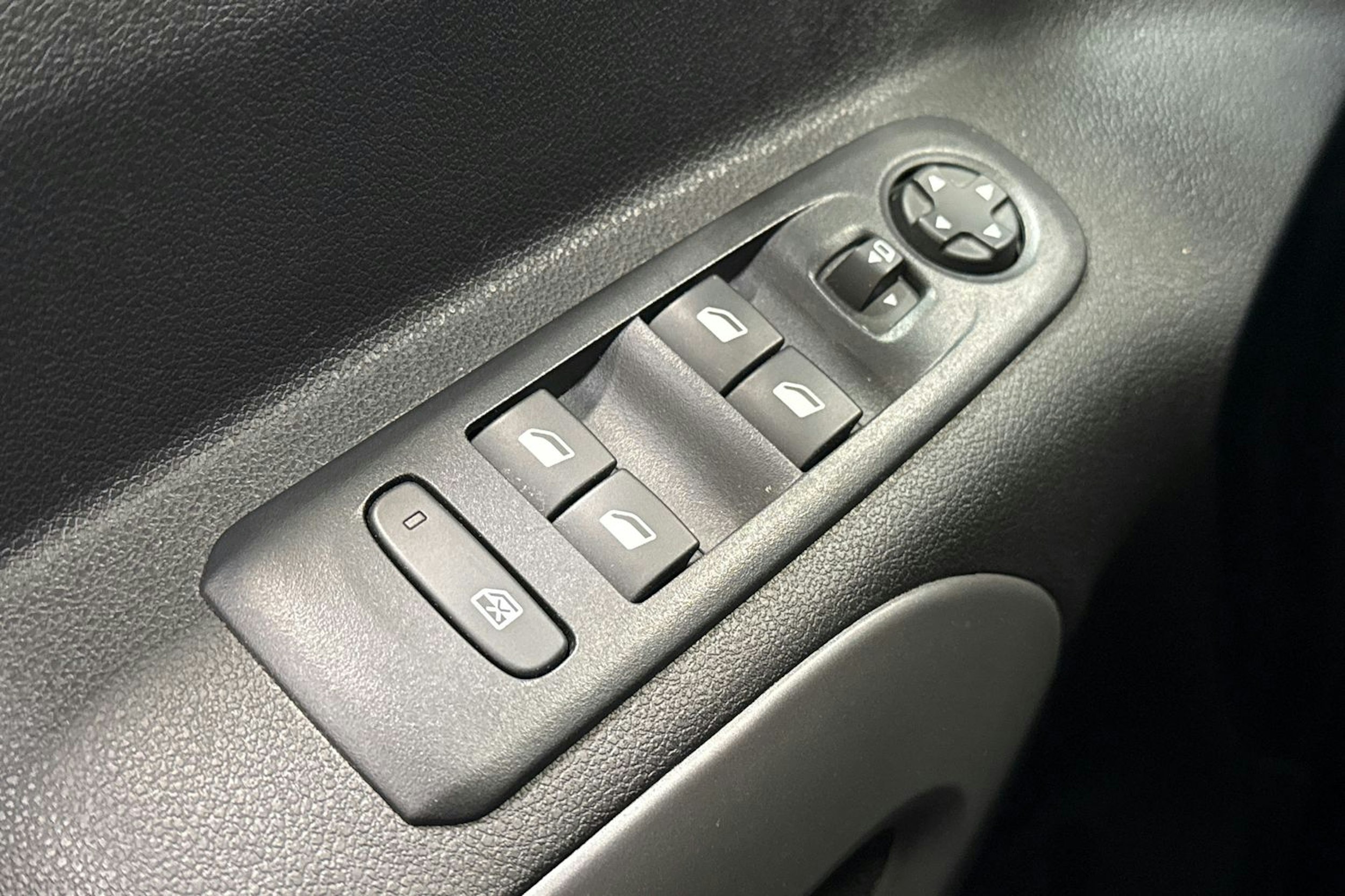 Musta Toyota Proace City Verso 2023 kuva 21.