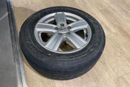 Harmaa Toyota Proace Verso 2016 kuva 10.